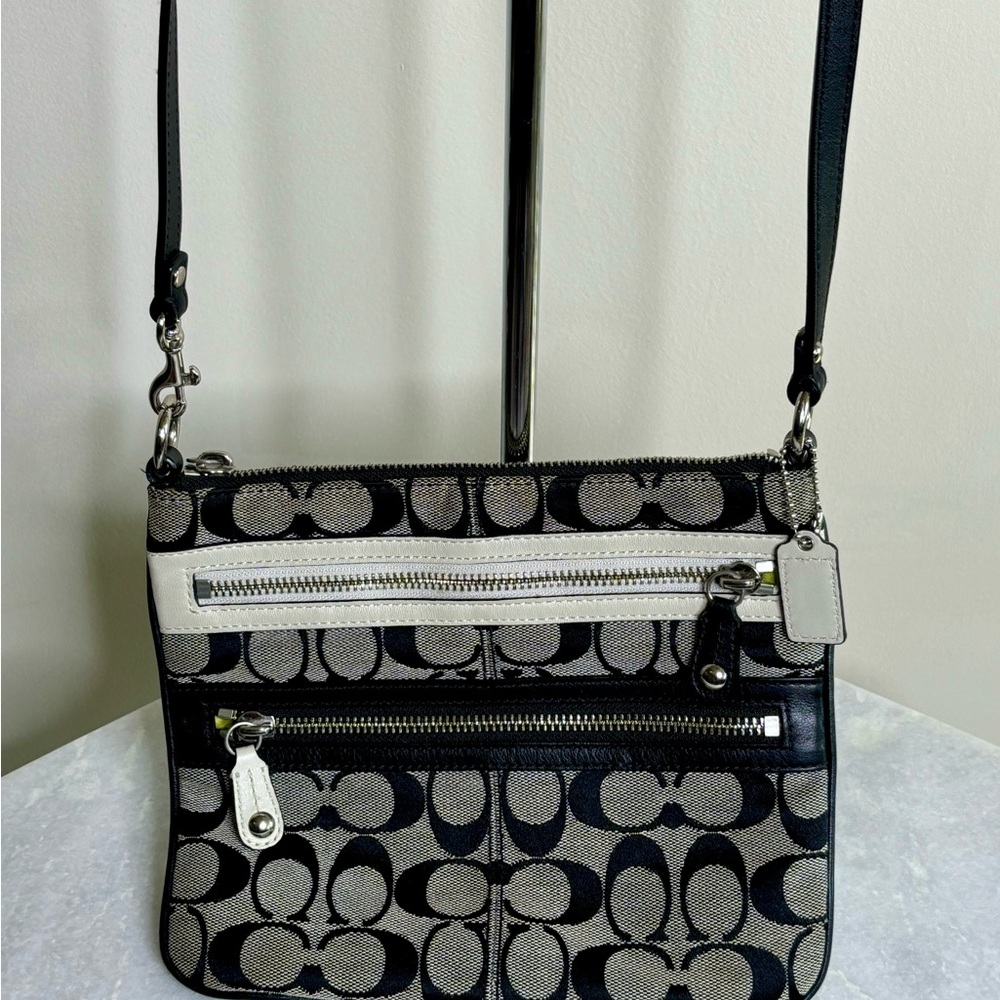 Coach Black and White Crossbody Bag - Picture 4 of 7